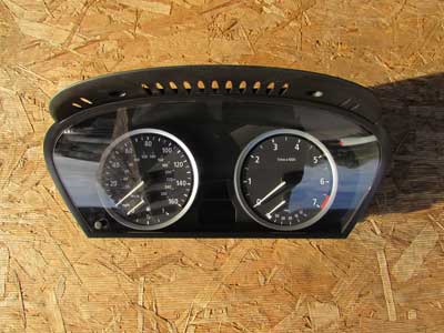 BMW Instrument Cluster Gauges Speedometer (MPH) 62116947357 E60 04-05 525i 530i 545i